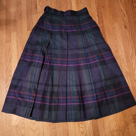 Geiger Skirts Geiger Plaid Flannel Skirt Poshmark